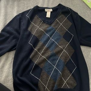 blue oversized sweater.